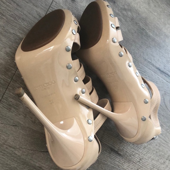 Jimmy Choo nude strappy studded sandals - Picture 4 of 6